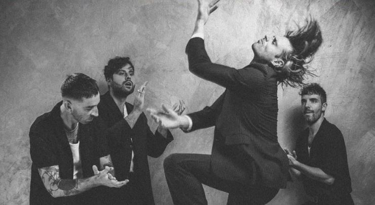 Dead Chic + Adult Dvd