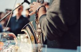 JAZZ à la Saline Royale par Pianos en Arbois